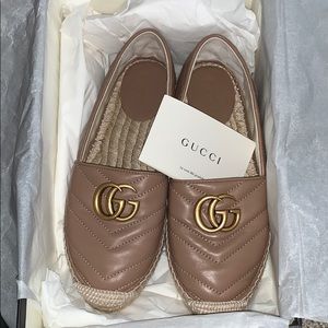 Authentic Gucci Shoes. Worn twice.